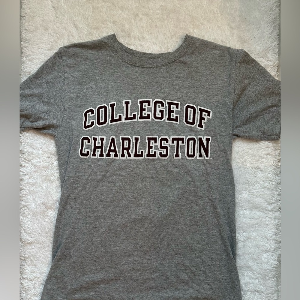 Grey cotton college of Charleston champion T-shirt